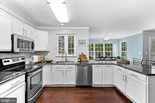17180 Magic Mountain Dr, Round Hill, VA 20141 - Photo 8
