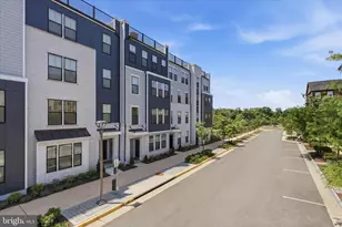 20809 Wood Quay Dr, Sterling, VA 20166 - Photo 2