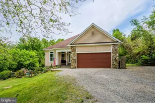 11404 Russell Rd, Hillsboro, VA 20132 - Photo 2
