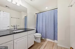 44397 Oakmont Manor Square, Ashburn, VA 20147 - Photo 16