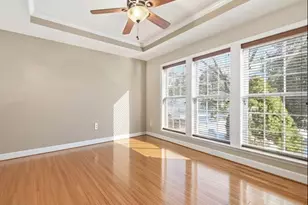 44397 Oakmont Manor Square, Ashburn, VA 20147 - Photo 6