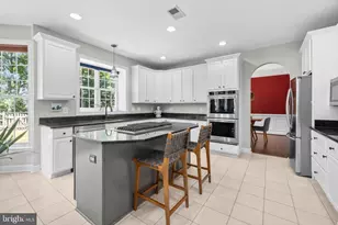 819 Saddleback Pl NE, Leesburg, VA 20176 - Photo 16
