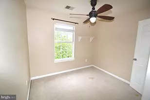 21774 Kings Crossing Terrace, Ashburn, VA 20147 - Photo 18