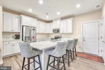 20276 Newfoundland Square, Ashburn, VA 20147 - Photo 8