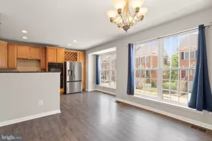 21776 Ladyslipper Sq, Ashburn, VA 20147 - Photo 28
