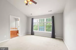 21776 Ladyslipper Sq, Ashburn, VA 20147 - Photo 38