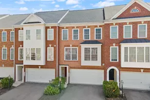 21776 Ladyslipper Sq, Ashburn, VA 20147 - Photo 6