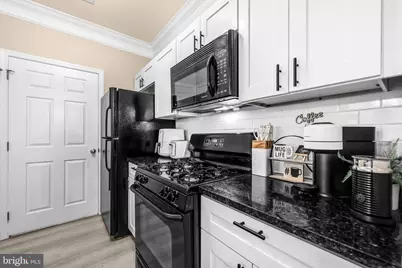 512 Sunset View Terrace SE #202, Leesburg, VA 20175 - Photo 12