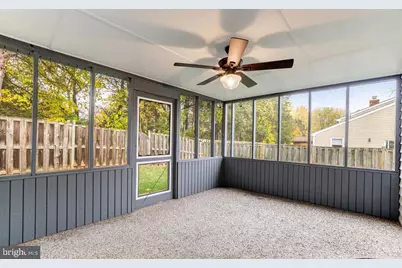 236 E Juniper Avenue, Sterling, VA 20164 - Photo 22