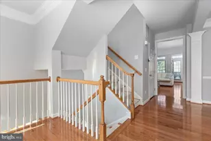 25241 Destination Square, Aldie, VA 20105 - Photo 4