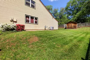 20 Running Brook Ln, Sterling, VA 20164 - Photo 10