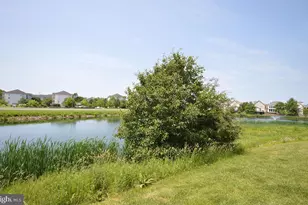 20979 Killawog Terrace, Ashburn, VA 20147 - Photo 2
