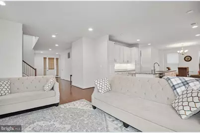 25495 Woodbine Farm Drive, Chantilly, VA 20152 - Photo 6