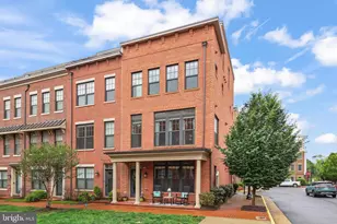400 Ironsides Square SE, Leesburg, VA 20175 - Photo 2