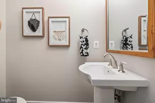 400 Ironsides Square SE, Leesburg, VA 20175 - Photo 8