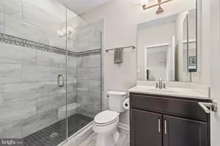400 Ironsides Square SE, Leesburg, VA 20175 - Photo 36