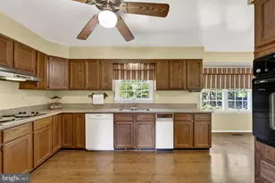 40297 Braddock Rd, Aldie, VA 20105 - Photo 8
