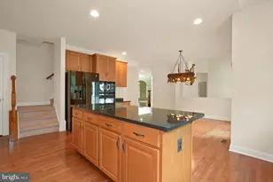 23353 Lennoxville Way, Sterling, VA 20166 - Photo 18