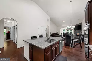 25079 Chafee Cir, Aldie, VA 20105 - Photo 20