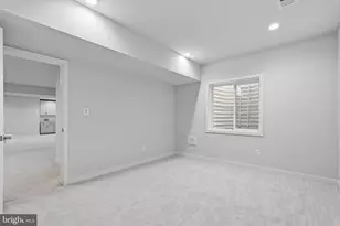 41961 Blair Woods Dr, Brambleton, VA 20148 - Photo 44