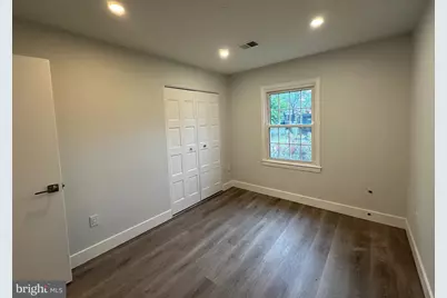 413 Harding Court, Sterling, VA 20164 - Photo 4