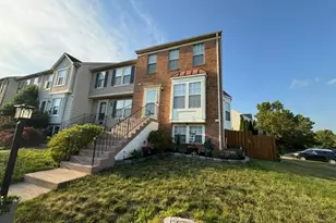 43962 Minthill Terrace, Ashburn, VA 20147 - Photo 2