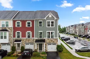 41690 McMonagle Square, Aldie, VA 20105 - Photo 2