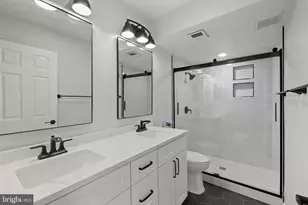 126 Hopeland Ln, Sterling, VA 20164 - Photo 20