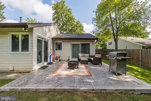 126 Hopeland Ln, Sterling, VA 20164 - Photo 28