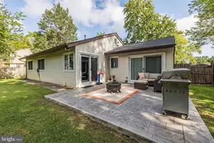 126 Hopeland Ln, Sterling, VA 20164 - Photo 30
