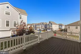 23595 Kingsdale Terrace, Brambleton, VA 20148 - Photo 32