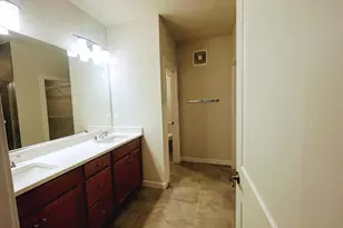 20271 Newfoundland Sq, Ashburn, VA 20147 - Photo 18