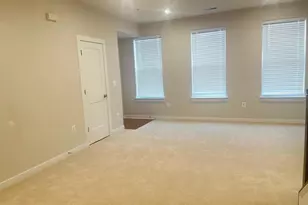 20271 Newfoundland Sq, Ashburn, VA 20147 - Photo 10