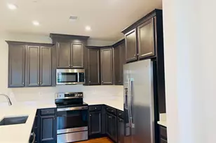 20271 Newfoundland Sq, Ashburn, VA 20147 - Photo 4