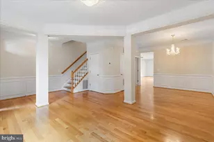 19449 Coppermine Sq, Leesburg, VA 20176 - Photo 6