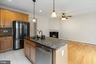 19449 Coppermine Sq, Leesburg, VA 20176 - Photo 20