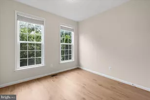 19449 Coppermine Sq, Leesburg, VA 20176 - Photo 32