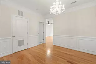 19449 Coppermine Sq, Leesburg, VA 20176 - Photo 10