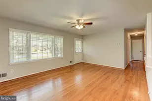 4 Cinnamon Fern Rd, Round Hill, VA 20141 - Photo 8