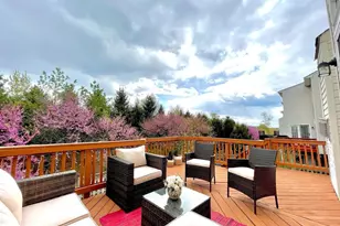 24697 Siltstone Square, Aldie, VA 20105 - Photo 16