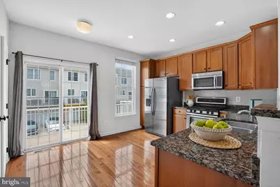 42882 Conrad Terrace, Chantilly, VA 20152 - Photo 2