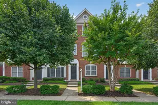 42882 Conrad Terrace, Chantilly, VA 20152 - Photo 1
