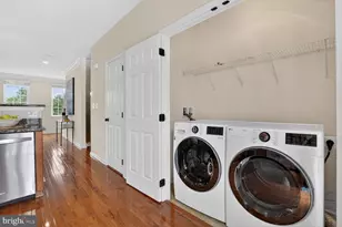 42882 Conrad Terrace, Chantilly, VA 20152 - Photo 6