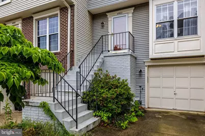 45610 Whitcomb Square, Sterling, VA 20166 - Photo 4