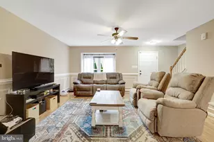 45610 Whitcomb Square, Sterling, VA 20166 - Photo 8