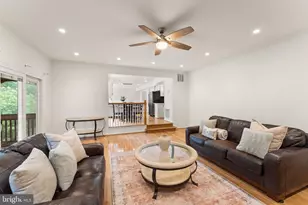 43847 Glenhazel Dr, Ashburn, VA 20147 - Photo 32