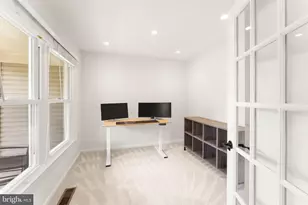 43847 Glenhazel Dr, Ashburn, VA 20147 - Photo 12