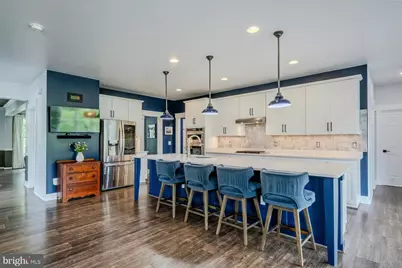 18120 Ridgewood Place, Round Hill, VA 20141 - Photo 4