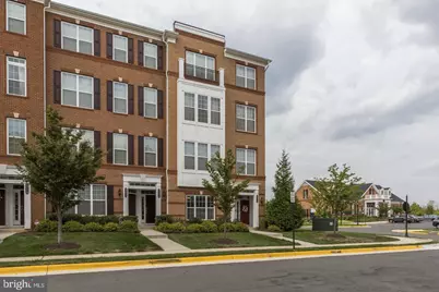 23473 Logans Terrace, Ashburn, VA 20148 - Photo 4