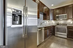 23473 Logans Terrace, Ashburn, VA 20148 - Photo 12